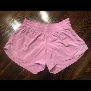 Lululemon Hotty Hot Low Rise 4” Shorts